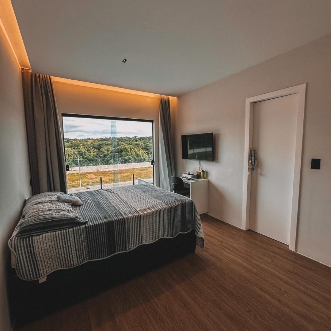 05893ea0-0cbe-479c-8c9a-1e14215319c2