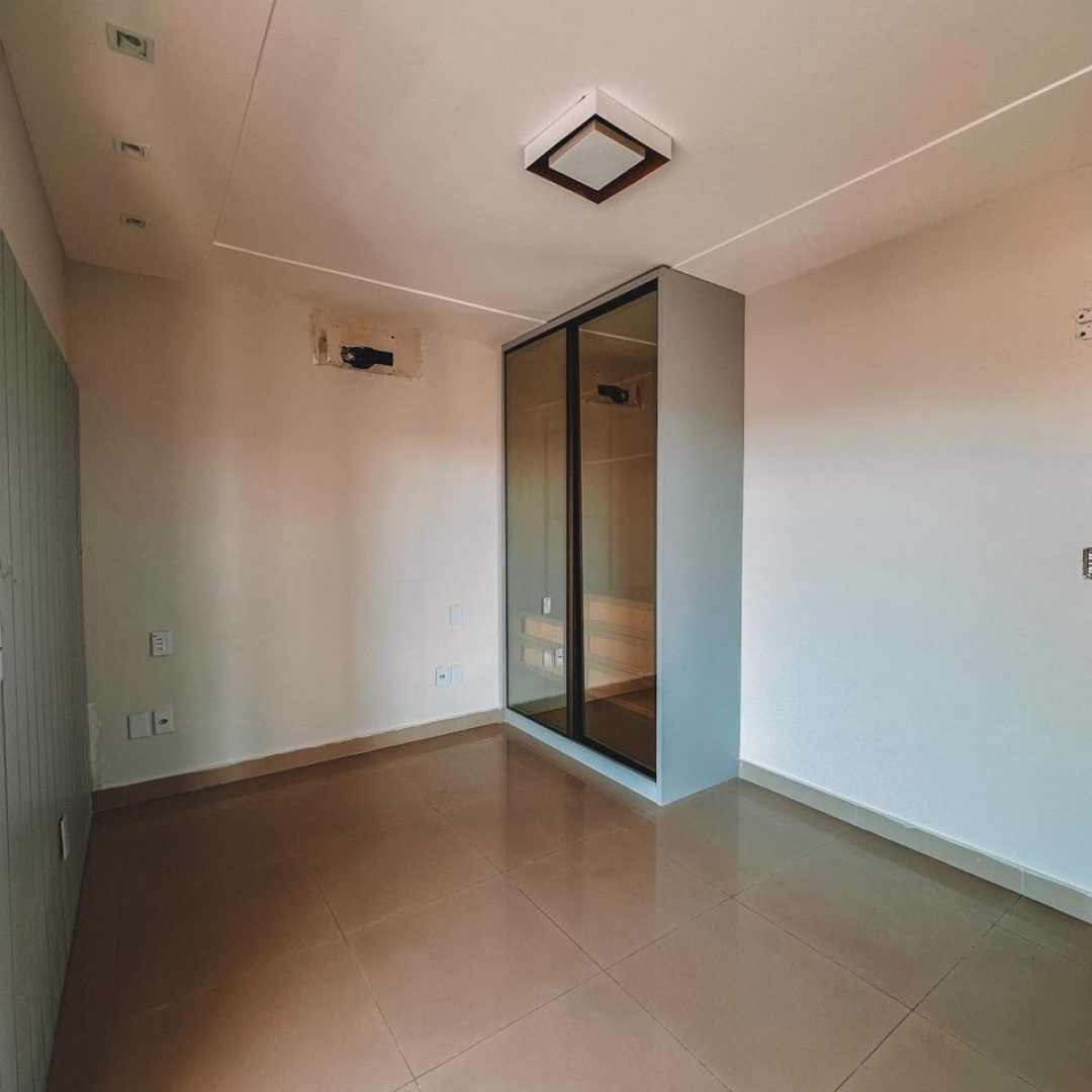 0d80121d-5783-44f9-b5f0-661ac73af719