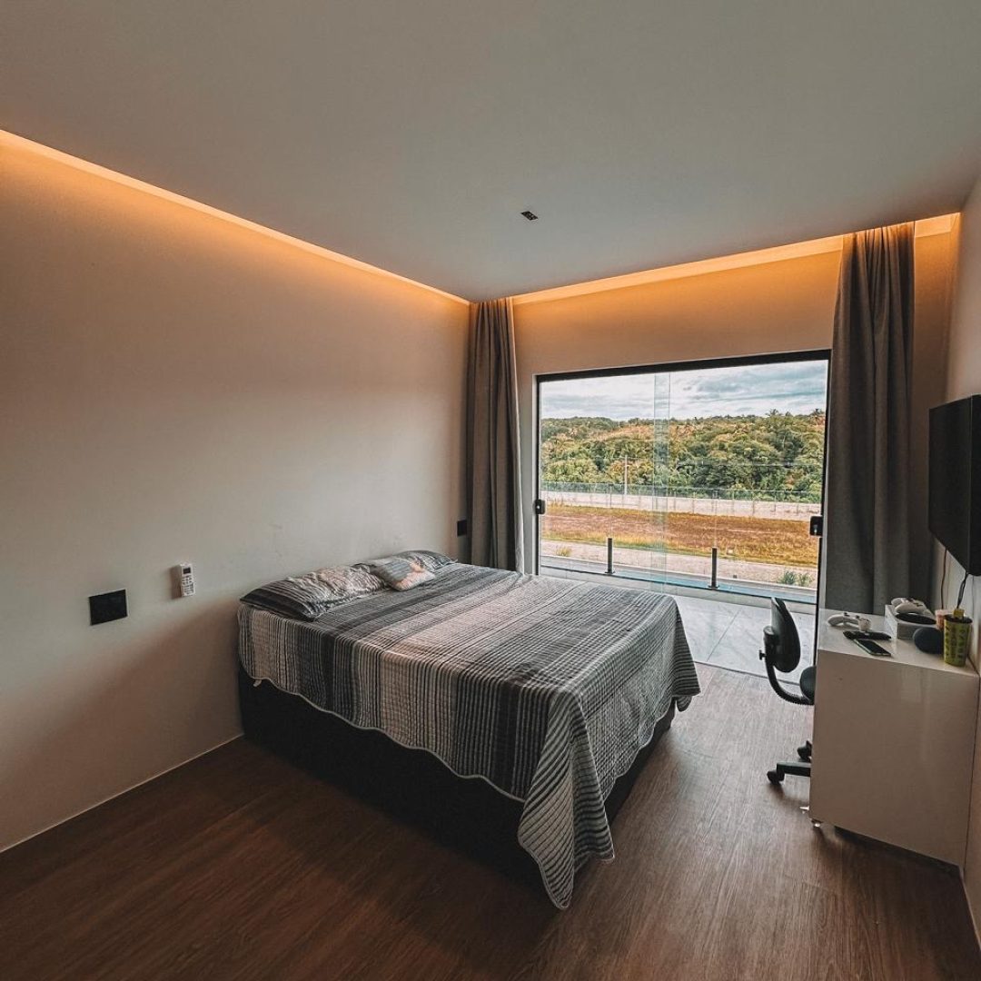 0ea50db4-c0de-4989-8f9b-642e57779afe