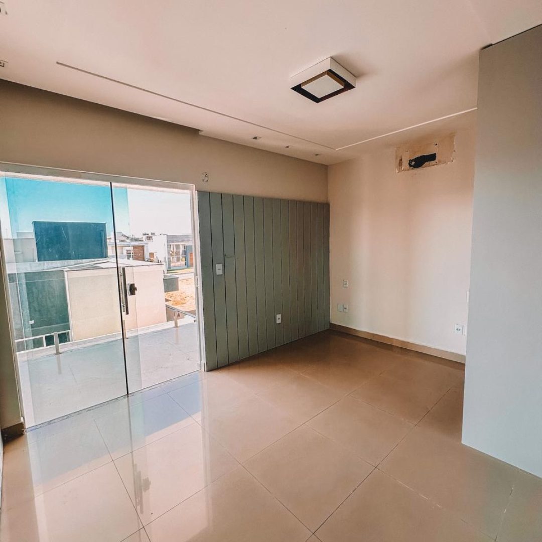 1a35d792-cc62-440e-8861-6c75d560b382