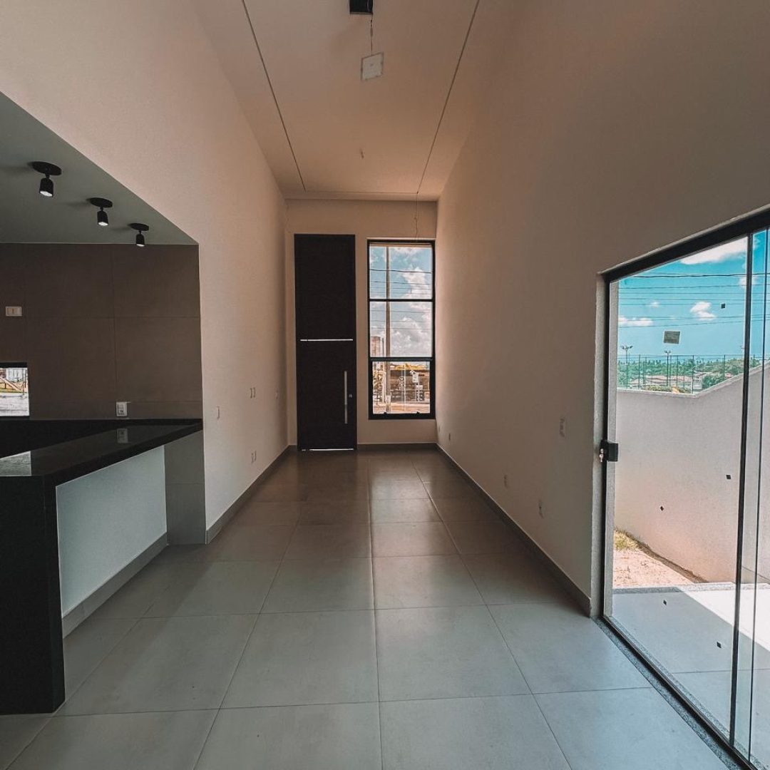 674d7fd2-bb46-4a7d-bf5b-241c206e3f90