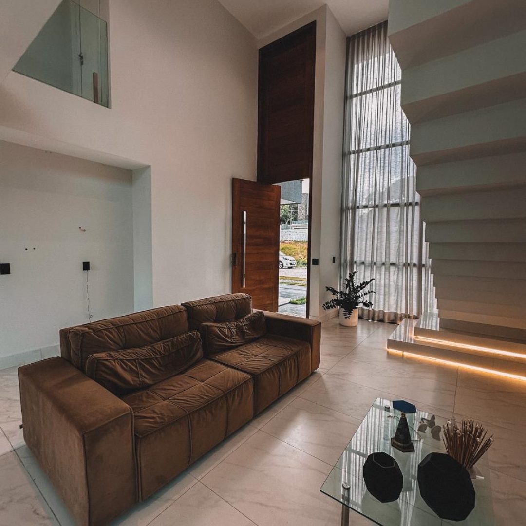 8305a959-e743-4515-beb7-f8e0fef86efc