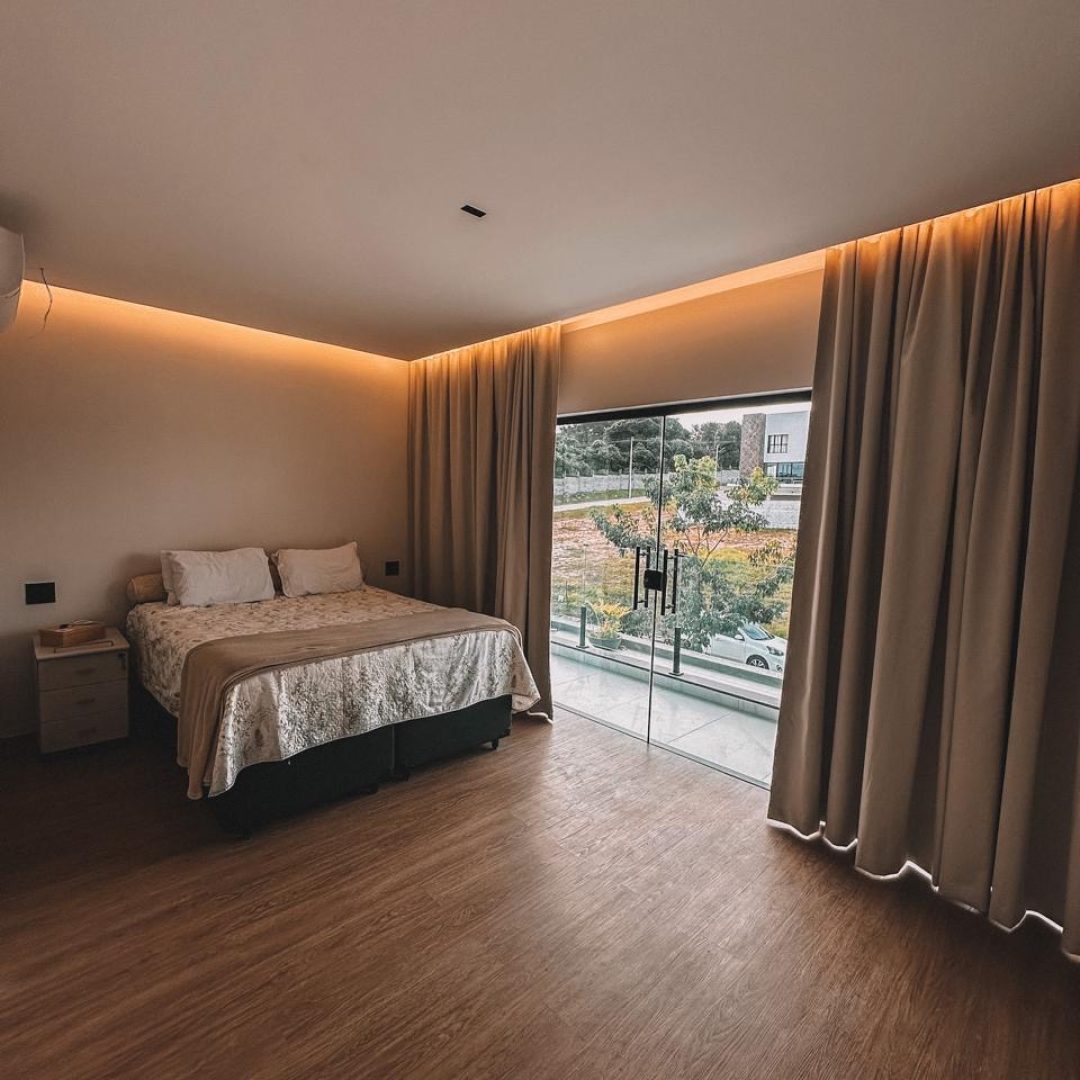 83f79bf7-a5ff-483a-bc46-e5902b485235