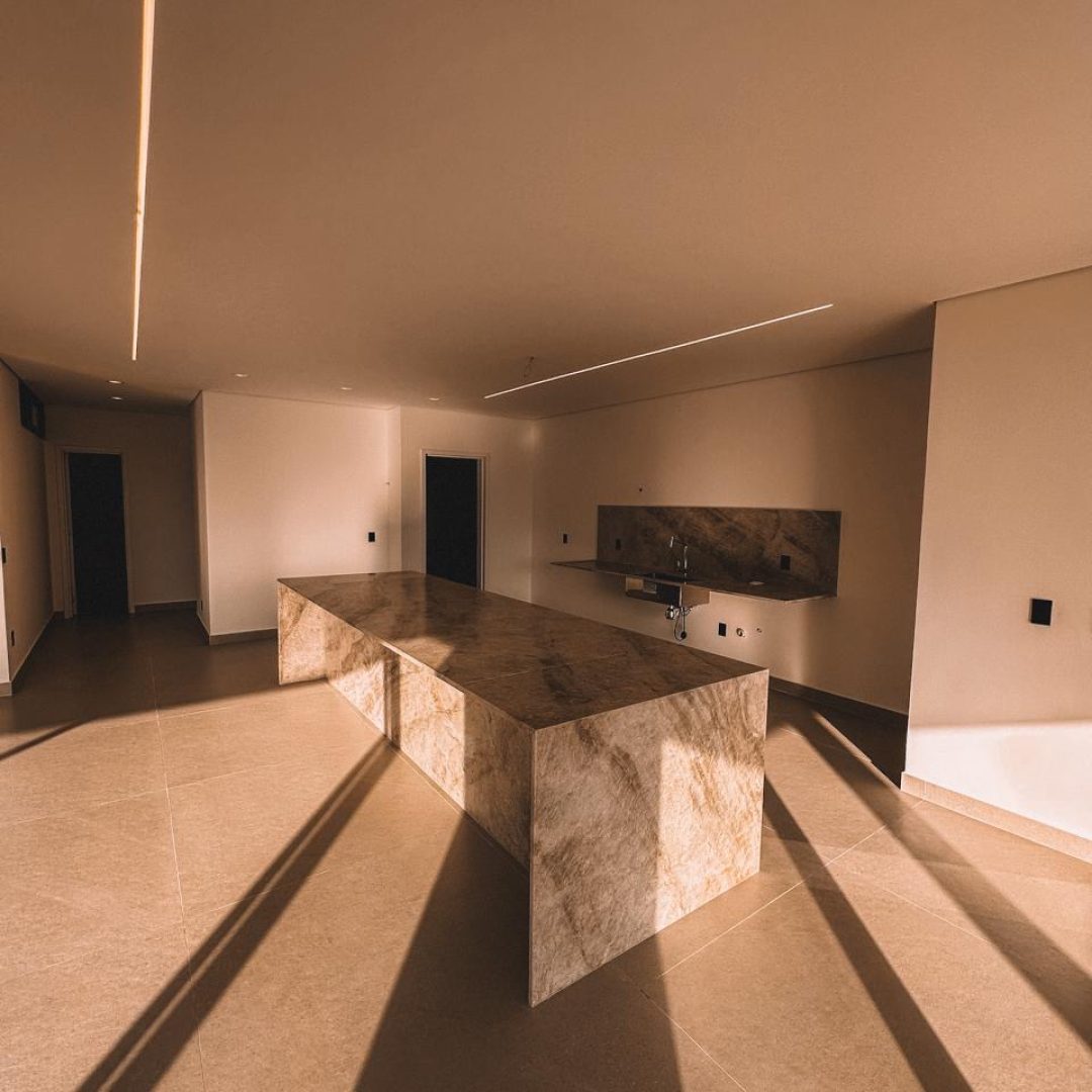 934995af-61b9-4122-ab70-6597404f9ae1