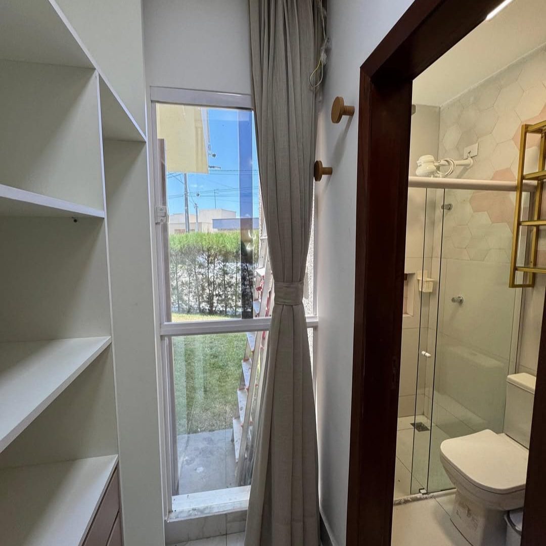 9f243b21-b476-427c-a410-4f7a65c0d451