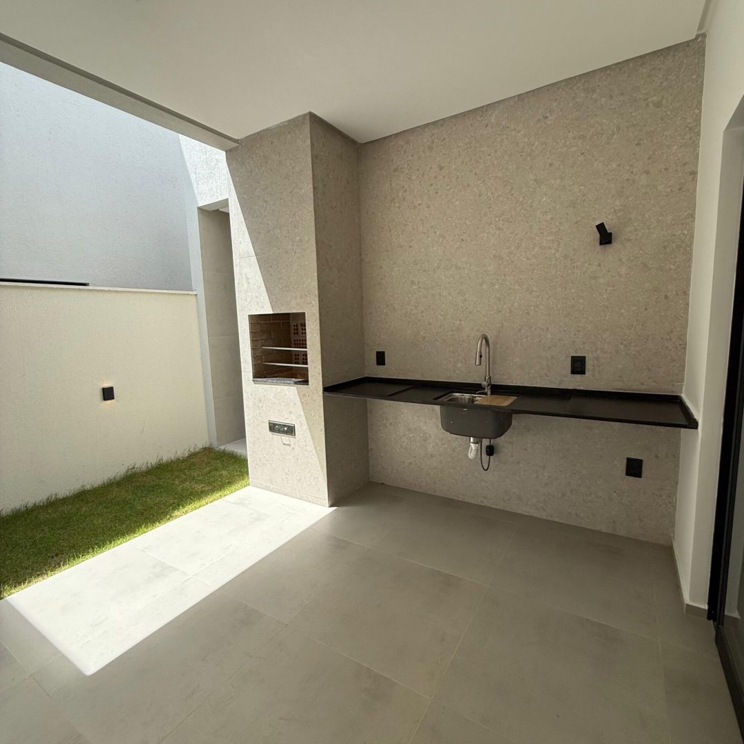 PHOTO-2025-10-21-11-27-45 4