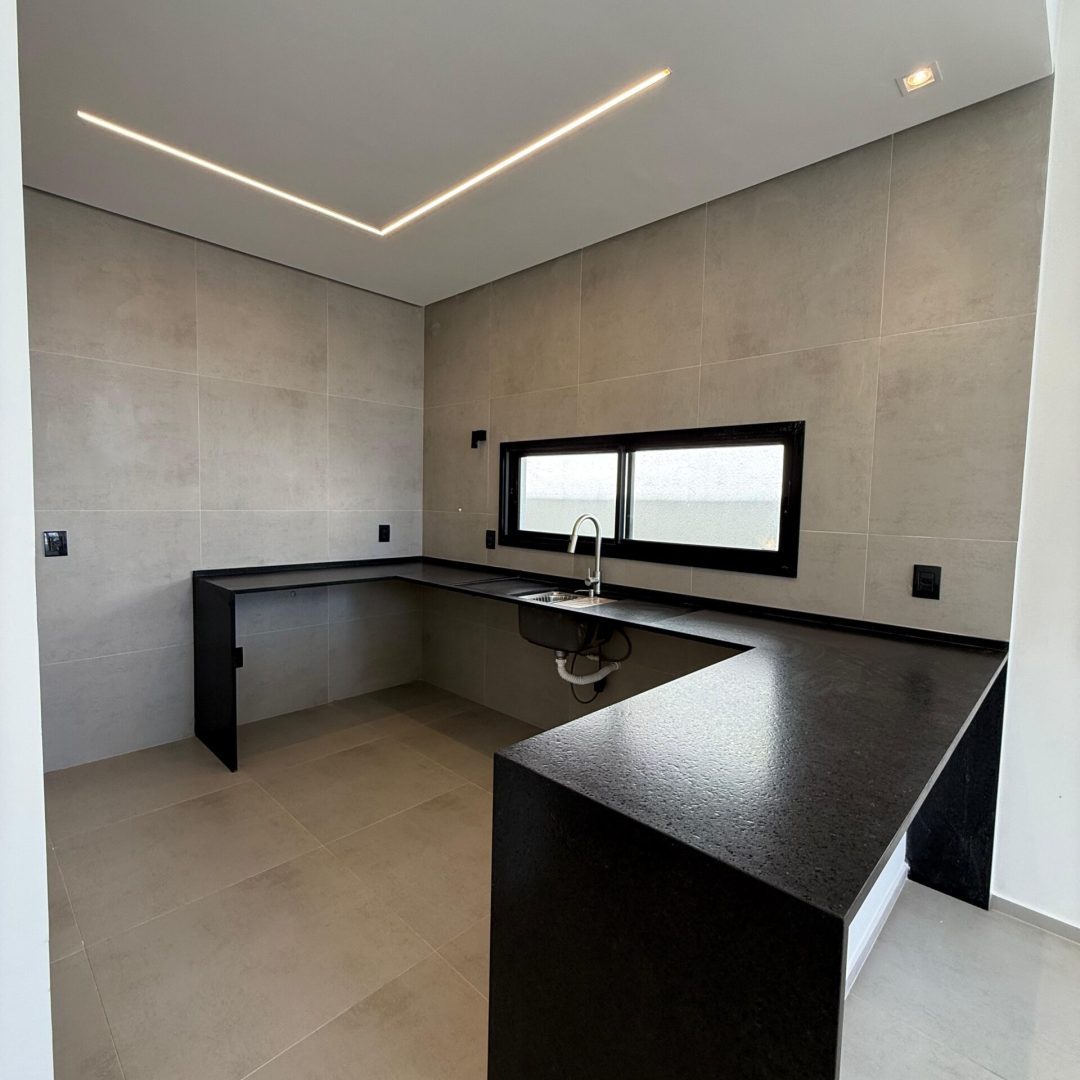 PHOTO-2025-10-21-11-27-45 6