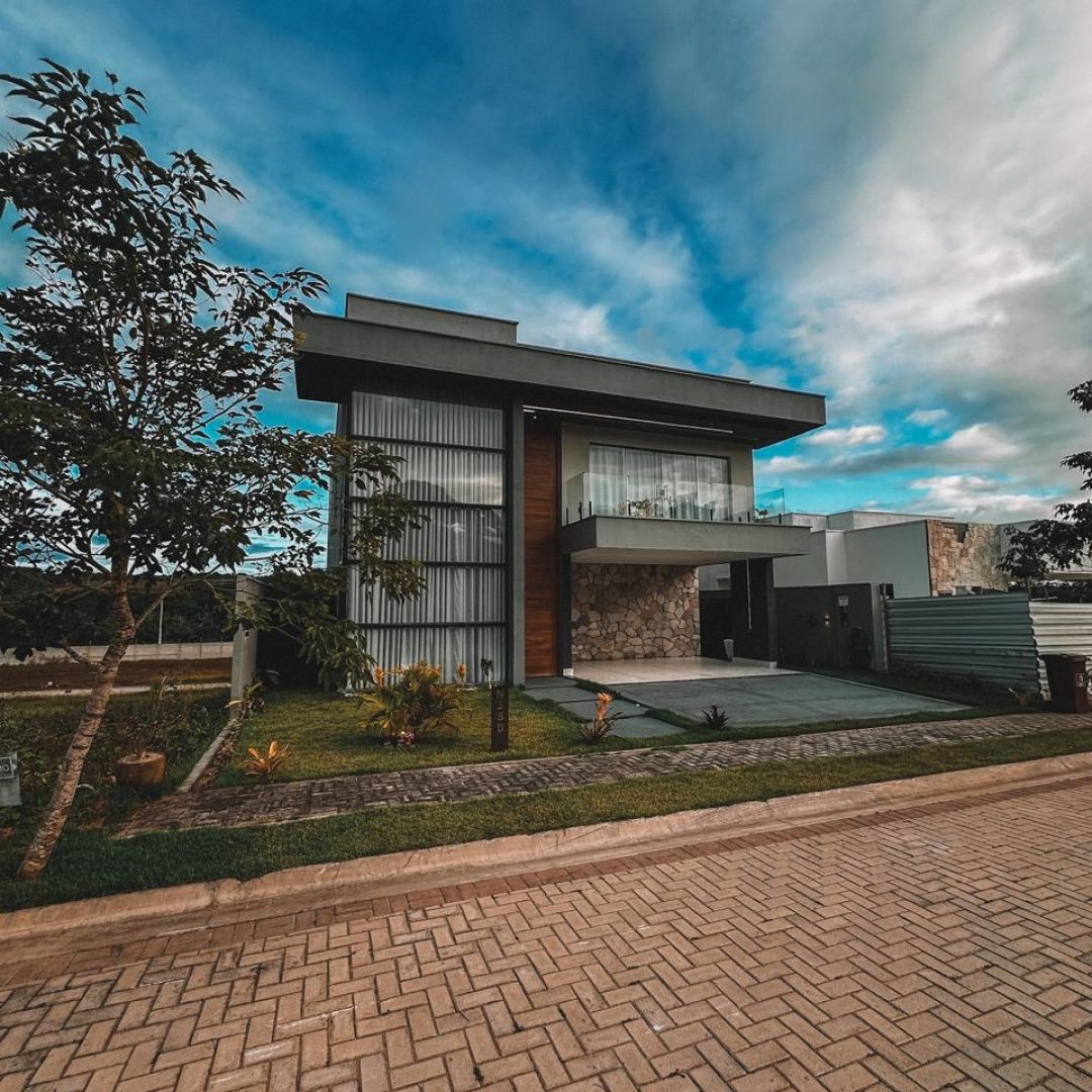 a733329b-797d-43cb-94b6-a60e00e9a058