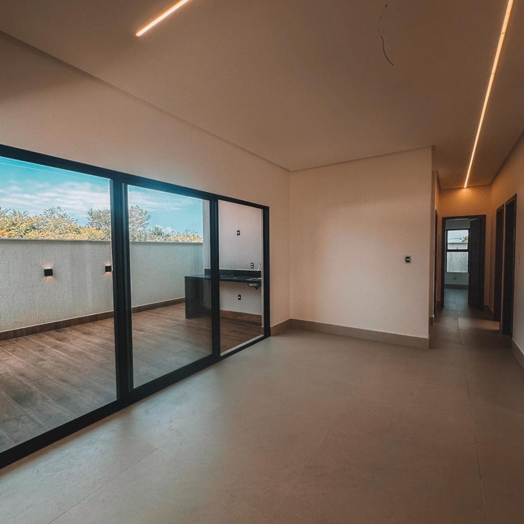 b12c86dd-1d66-45c8-a26b-cebe81e5c548