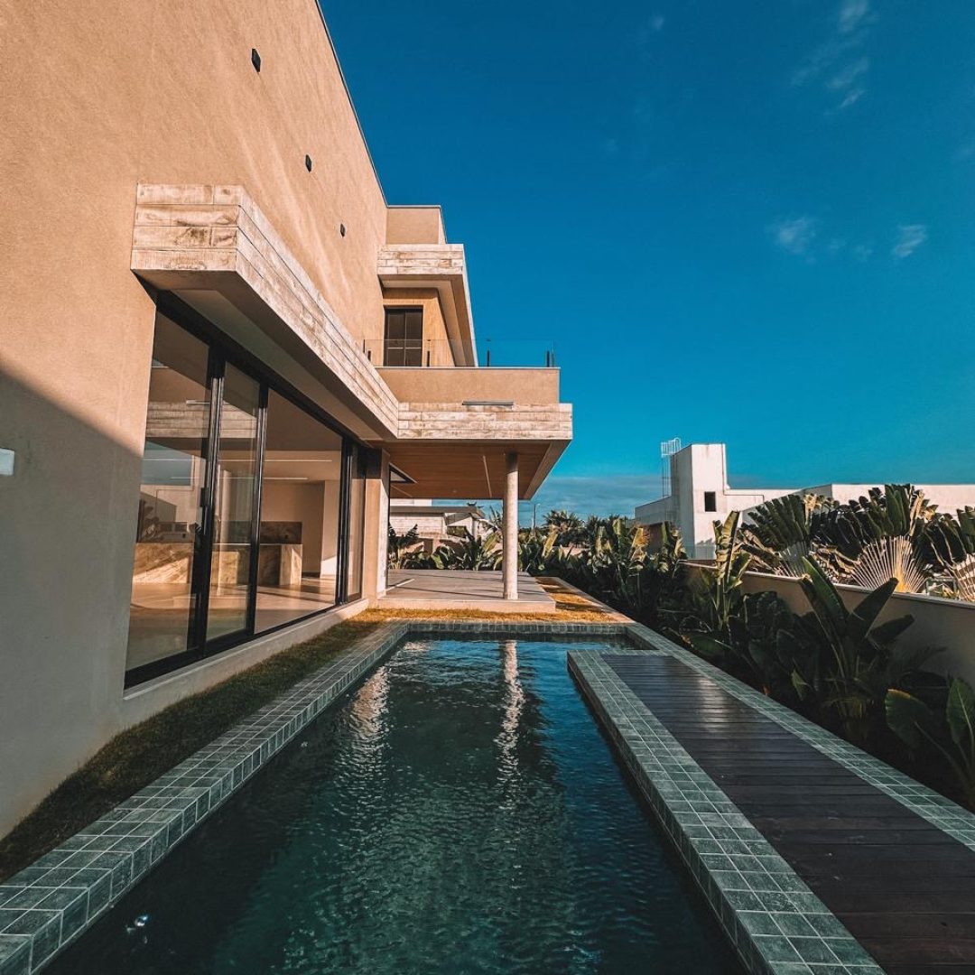 b28a9c03-54c8-4d84-a279-7208b815f9e7