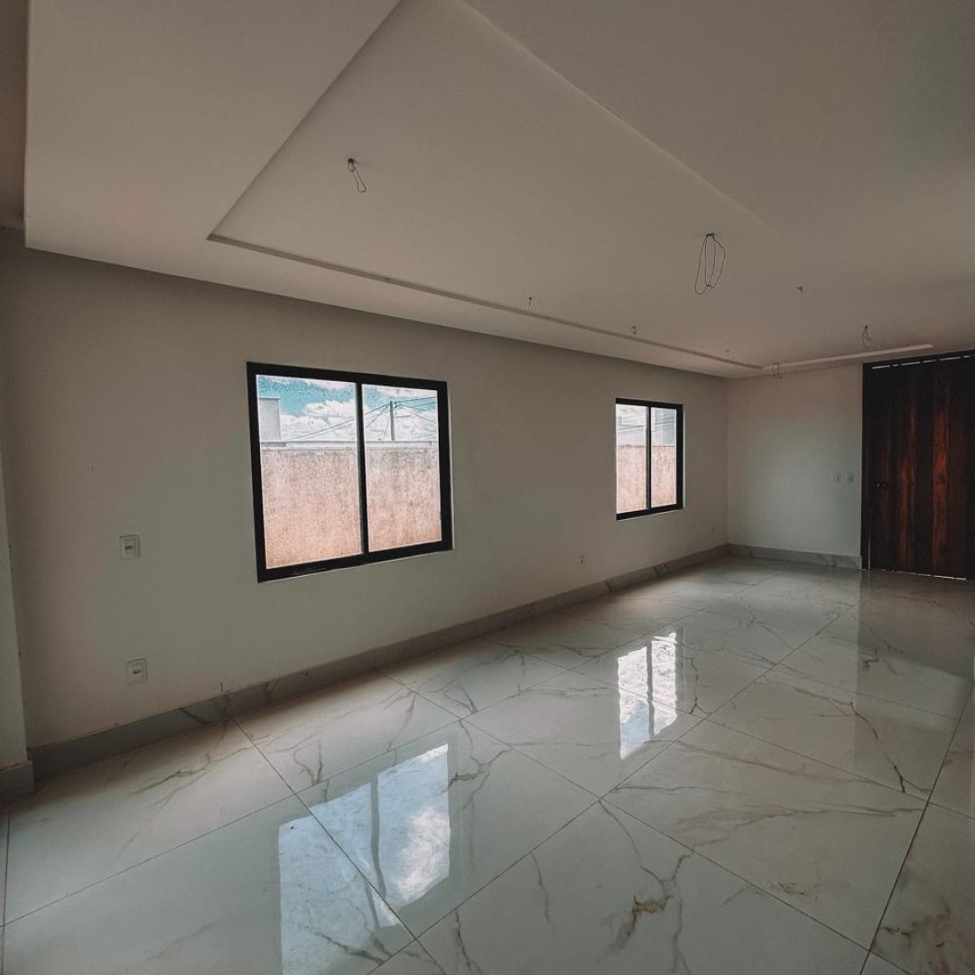 b8692b9f-8c56-417a-bd59-73f8cd8edc47