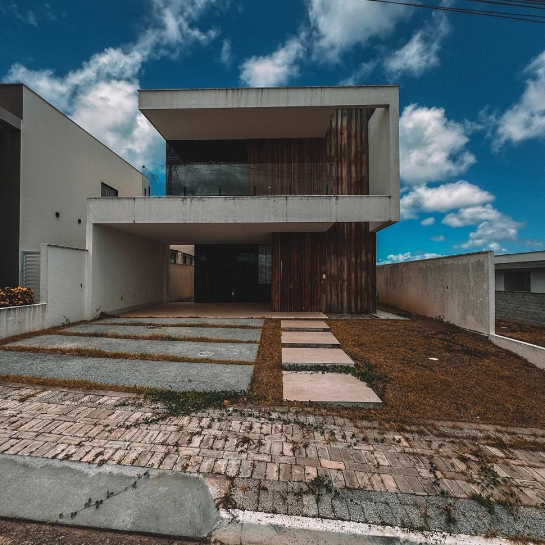 e37a2f9d-b54e-41b8-8475-53b0686f275b